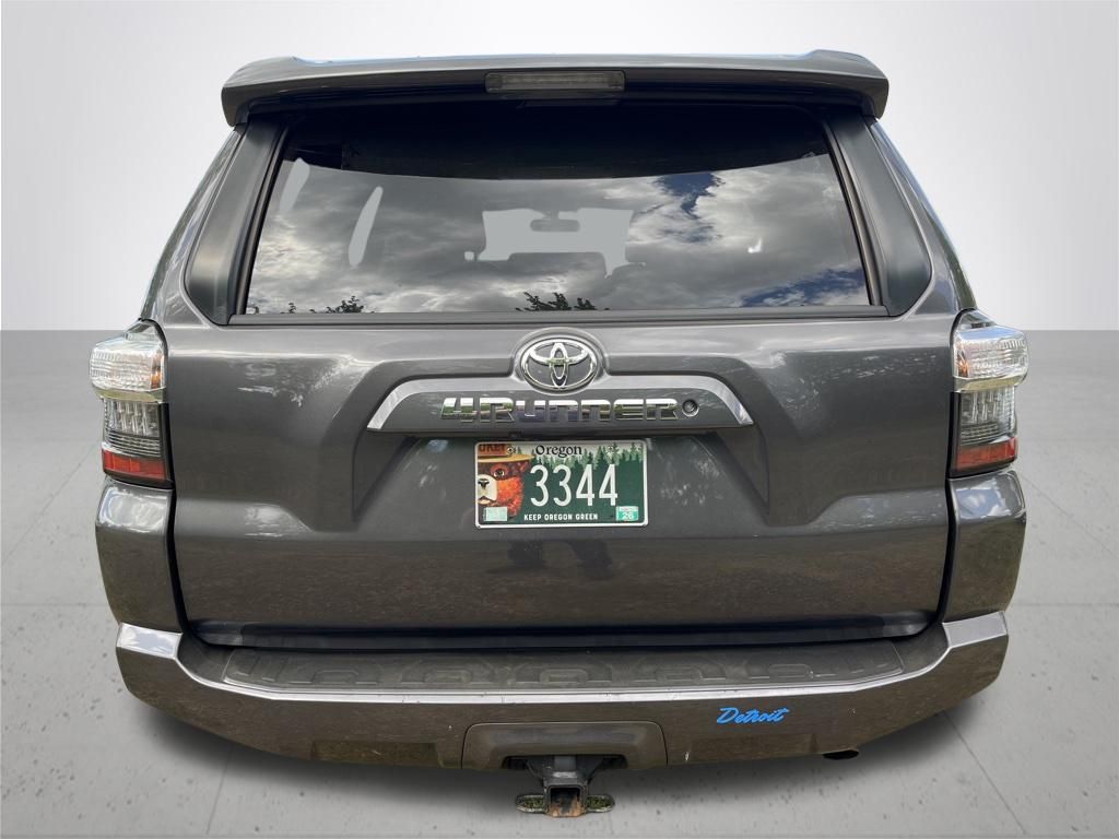 2018 Toyota 4Runner SR5