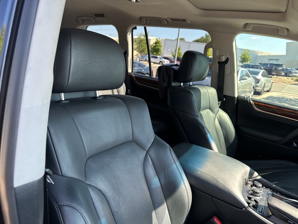 Used Car 2016 Lexus Lx  570 For Sale Under $50,000 In Austin, Texas