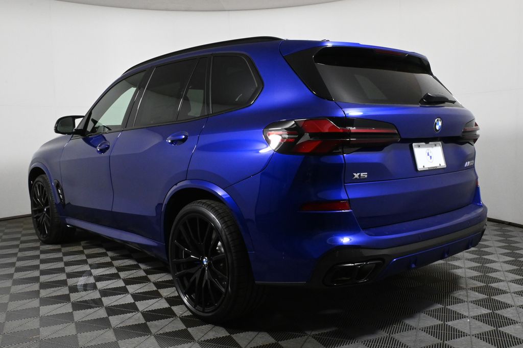 2025 BMW X5 M60i 5