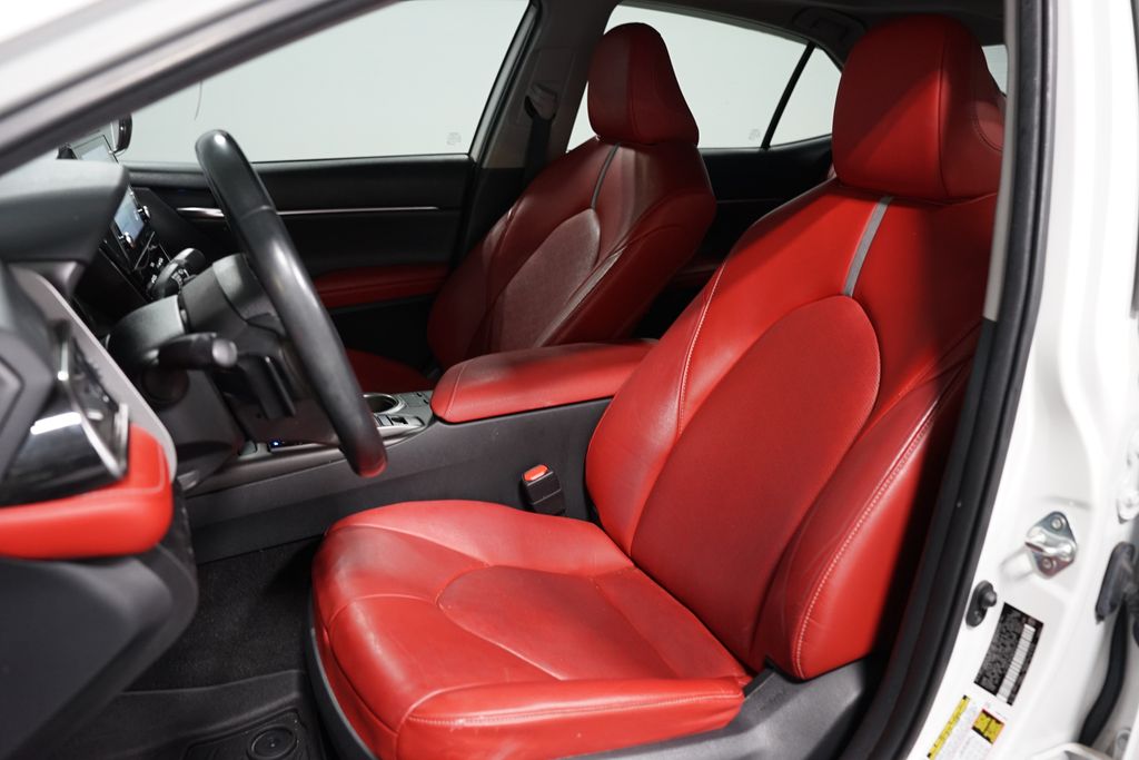 Thumbnail: 2022 Toyota Camry - 6