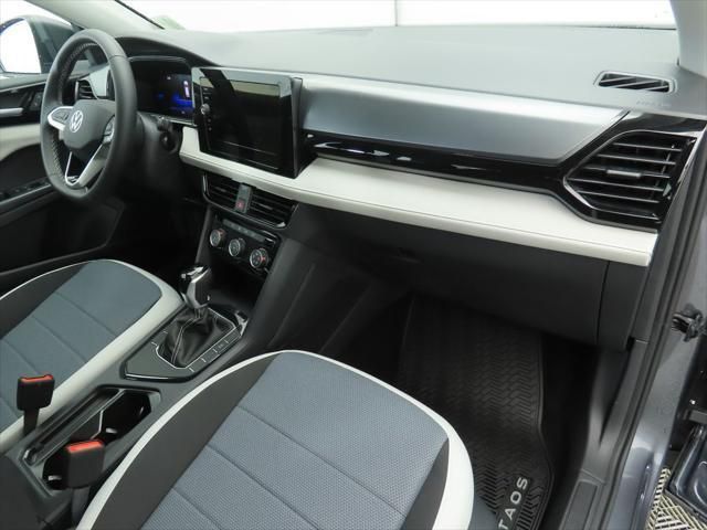 Thumbnail: 2026 Volkswagen Taos - 17