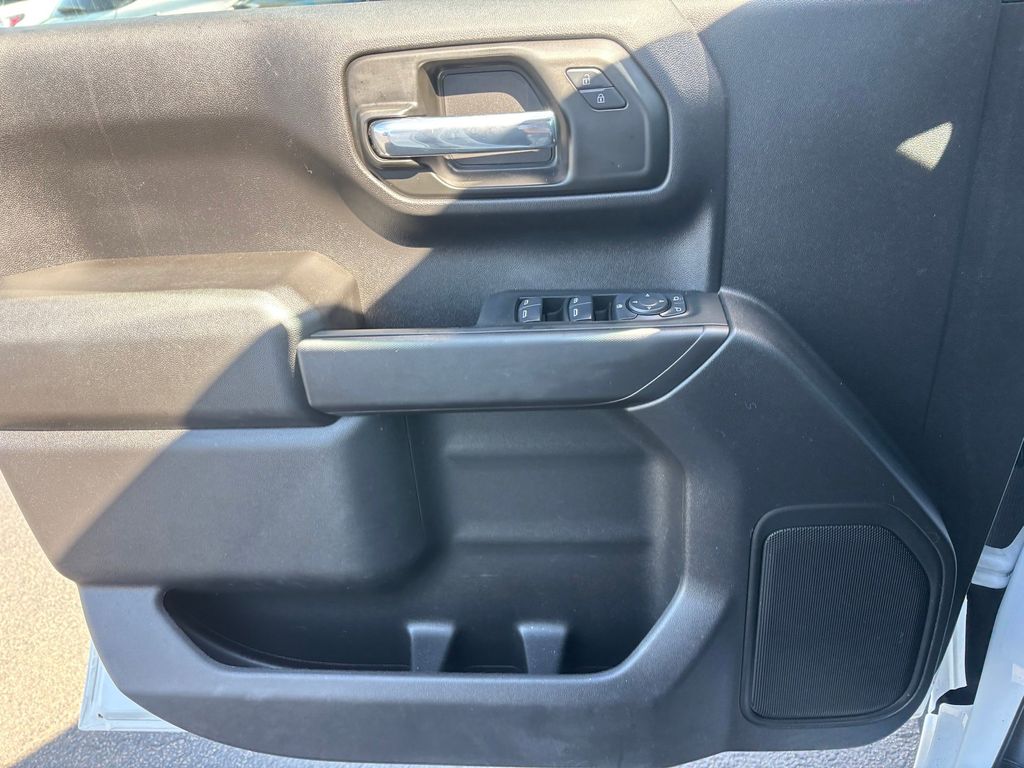 Used Car 2024 Chevrolet Silverado 1500  Custom For Sale Under $35,000 In Austin, Texas