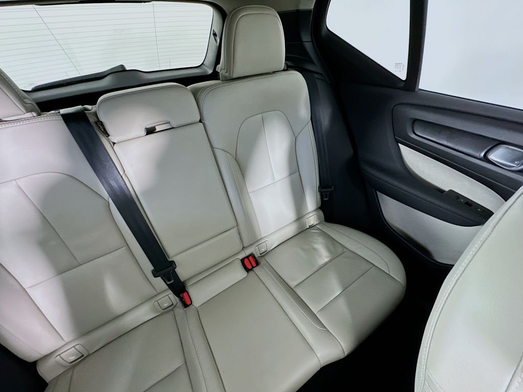 VolvoXC4014