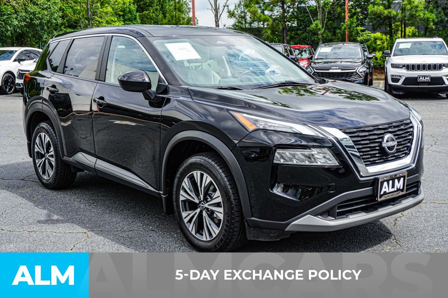 Used 2023 Black Nissan SV image 3