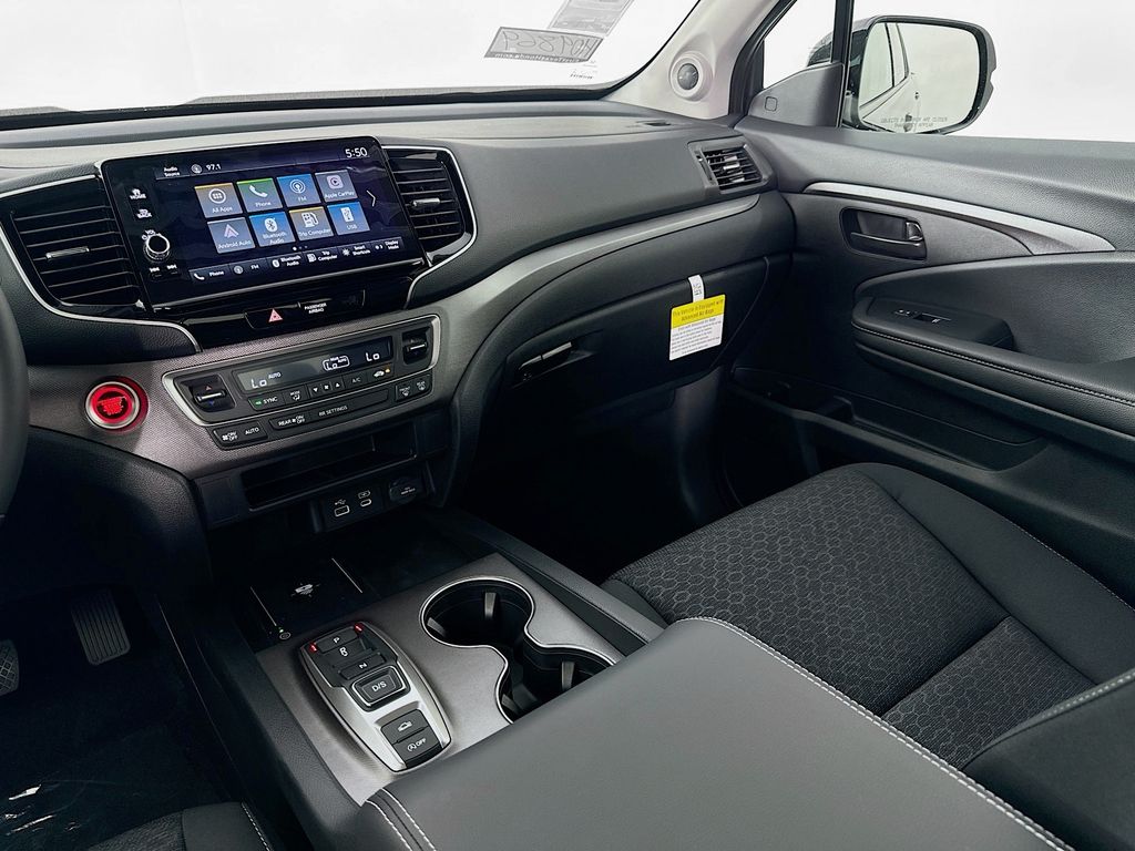 2025 Honda Ridgeline Sport photo