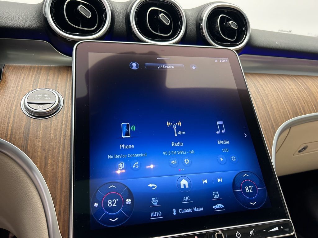 Thumbnail: 2023 Mercedes-Benz C-Class - 17