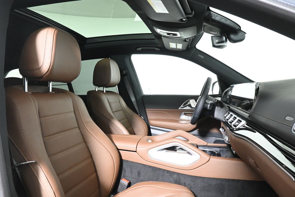 Thumbnail: 2026 Mercedes-Benz GLE - 22