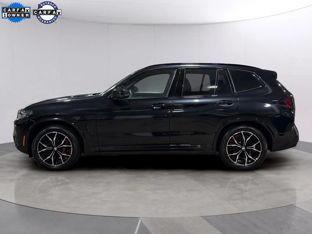 Used 2024 Black BMW xDrive30i image 6
