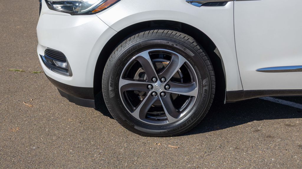 Used 2020 Buick Enclave Essence 4D Sport Utility