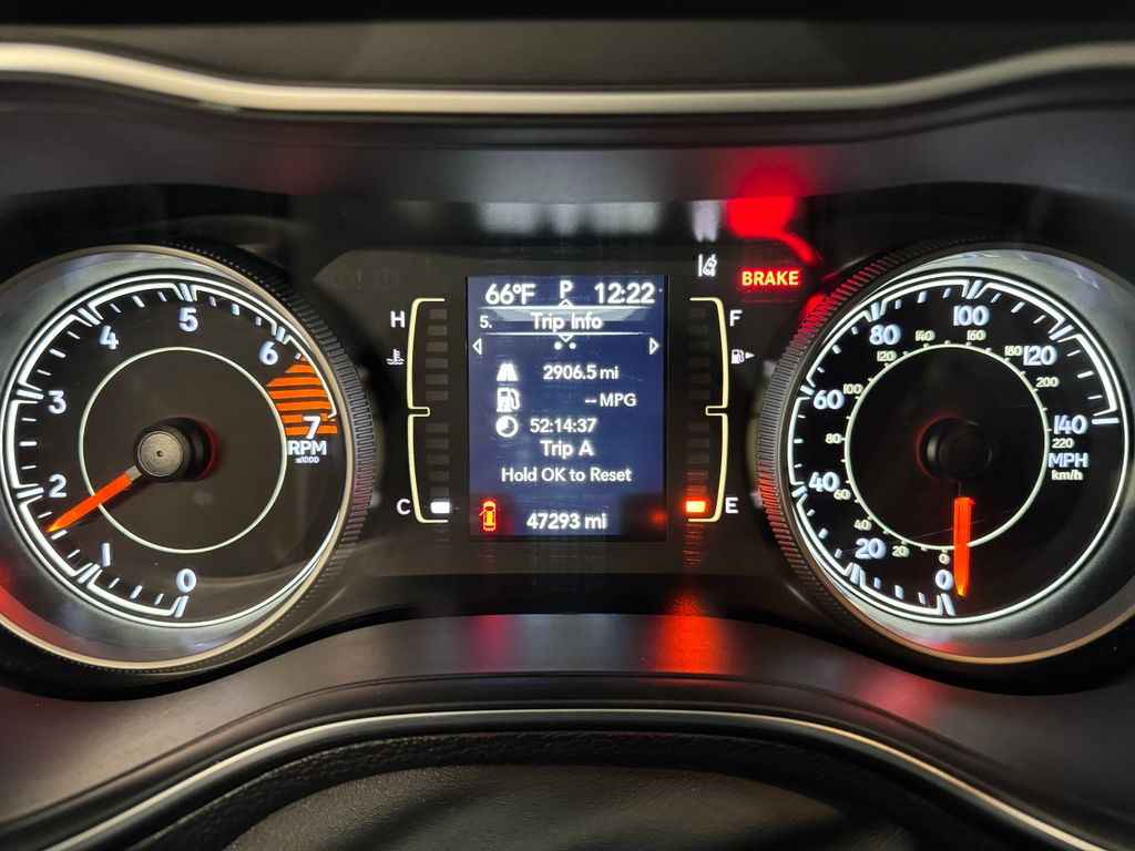2021 Jeep Cherokee Altitude