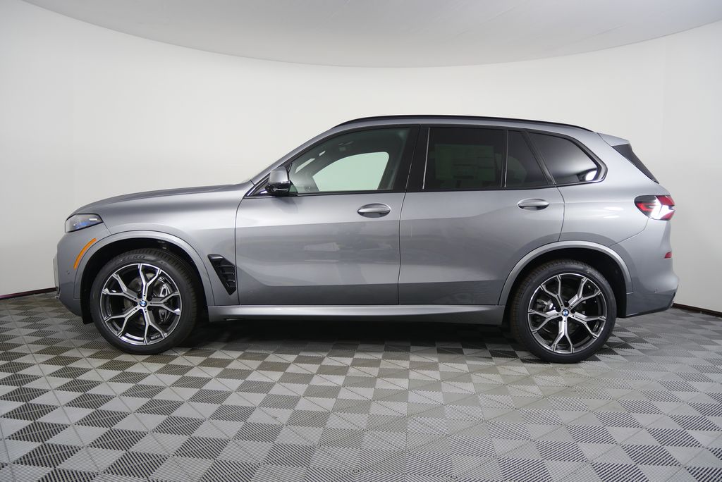 Thumbnail: 2026 BMW X5 - 6