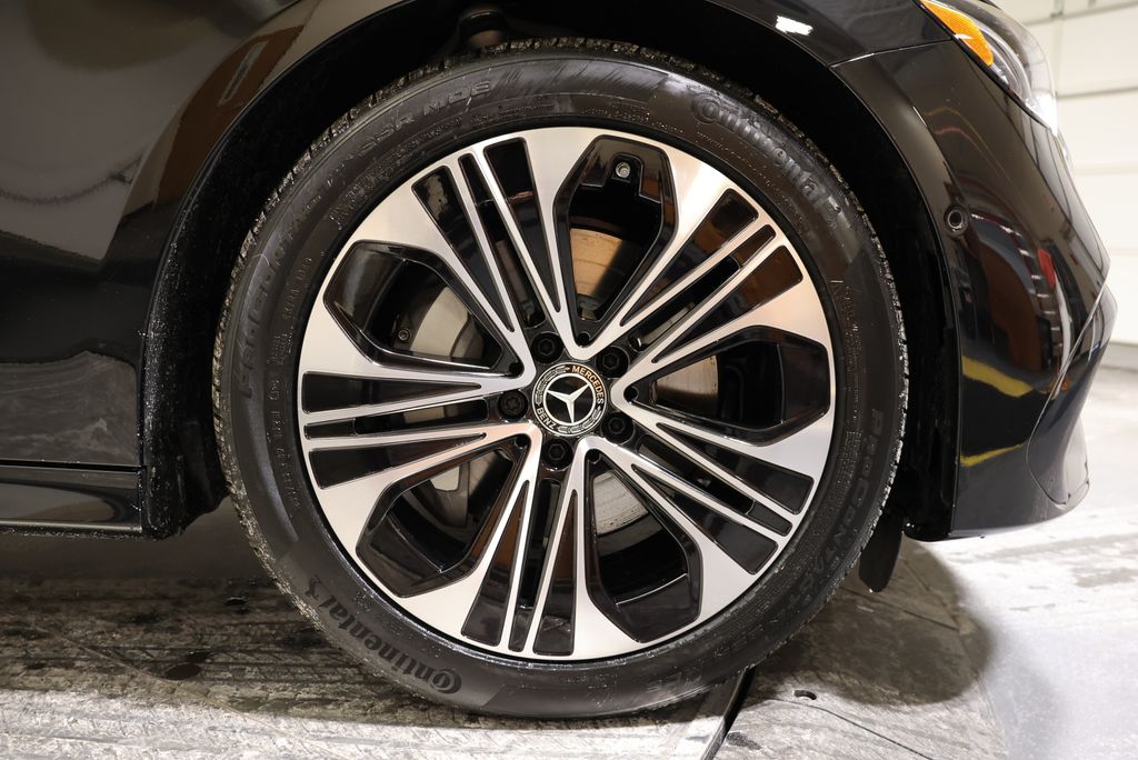 Thumbnail: 2026 Mercedes-Benz E-Class - 14