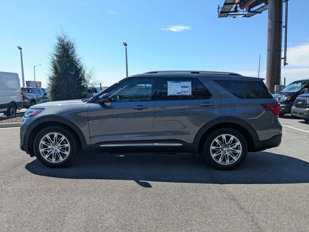 2025 Ford Explorer Platinum