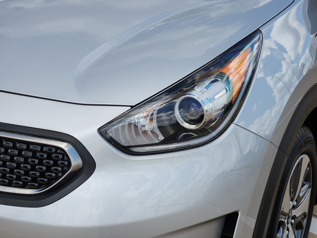 2019 Kia Niro Plug-In Hybrid EX - 8