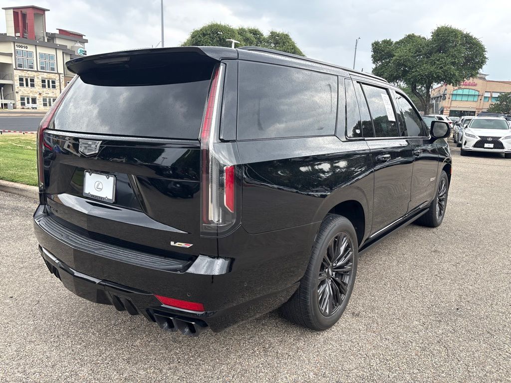 Thumbnail: 2024 Cadillac Escalade - 5