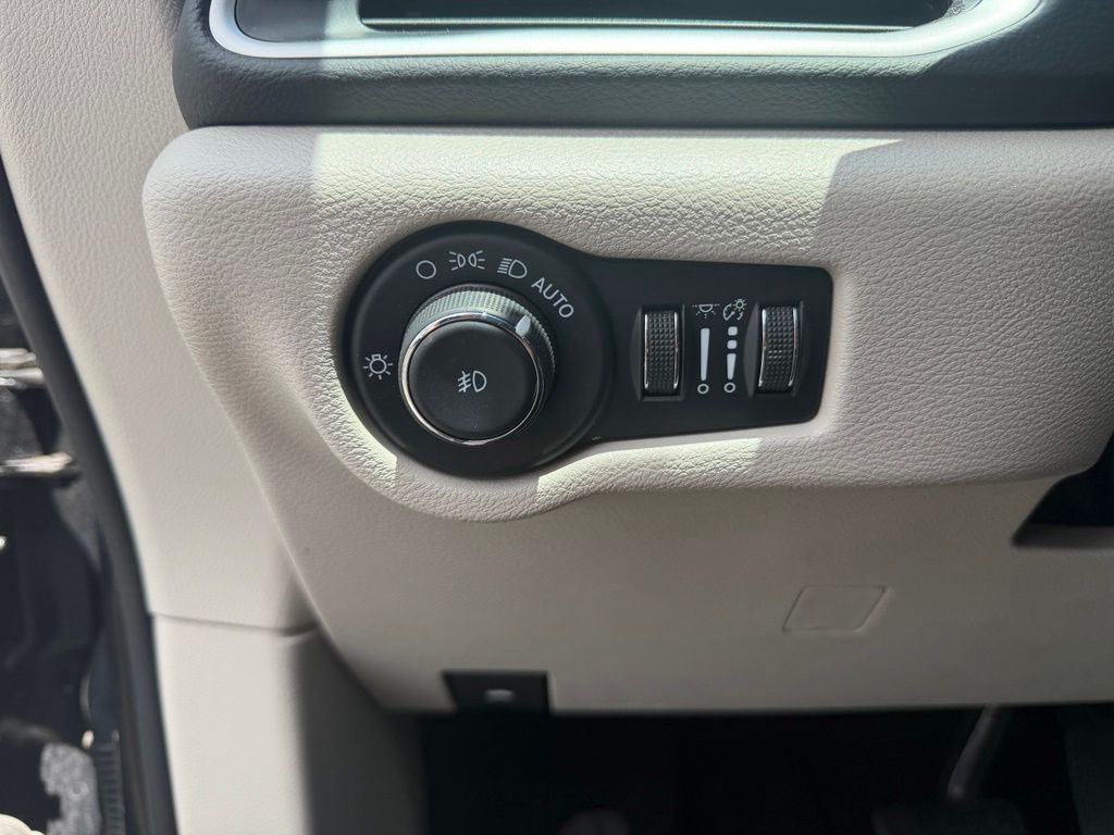 2023 Chrysler Pacifica Touring L Black at Klick Lewis Buick Chevrolet