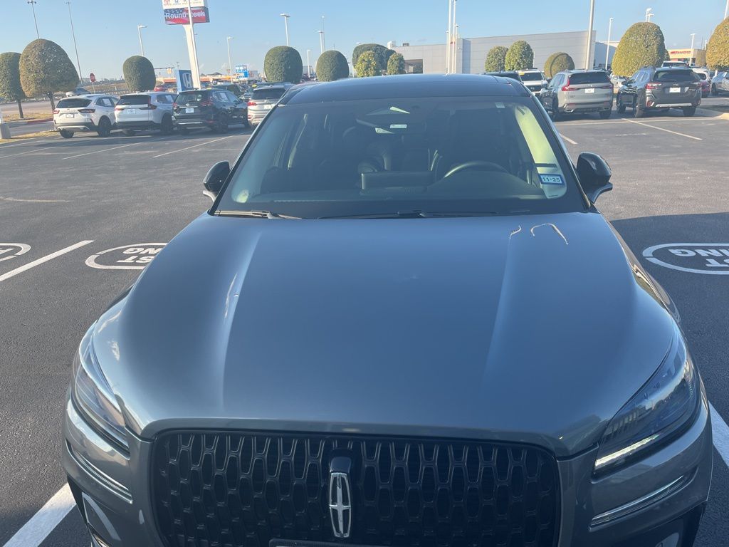 Thumbnail: 2023 Lincoln Corsair - 2