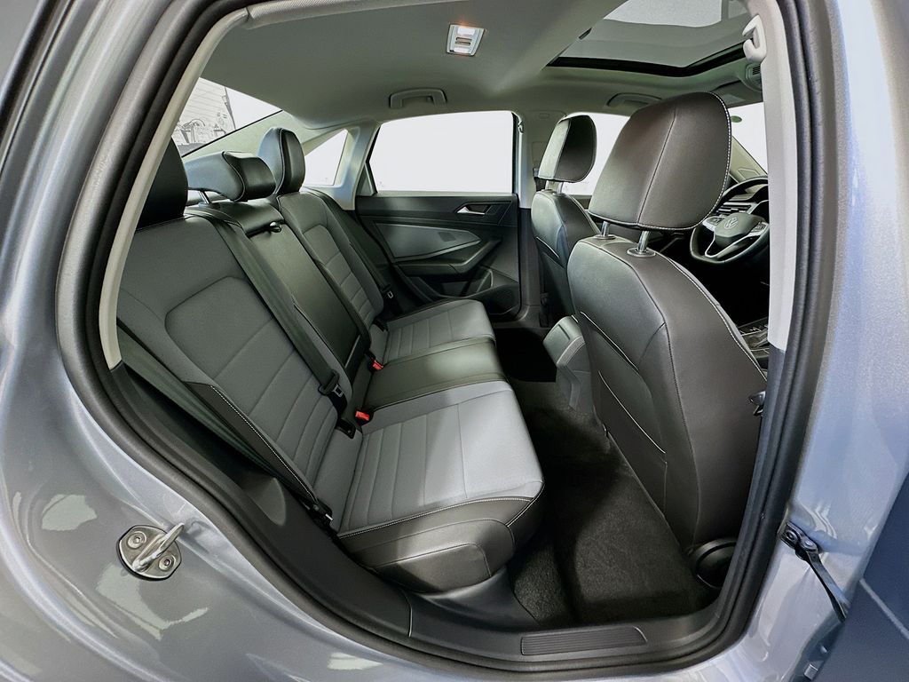 Thumbnail: 2025 Volkswagen Jetta - 26