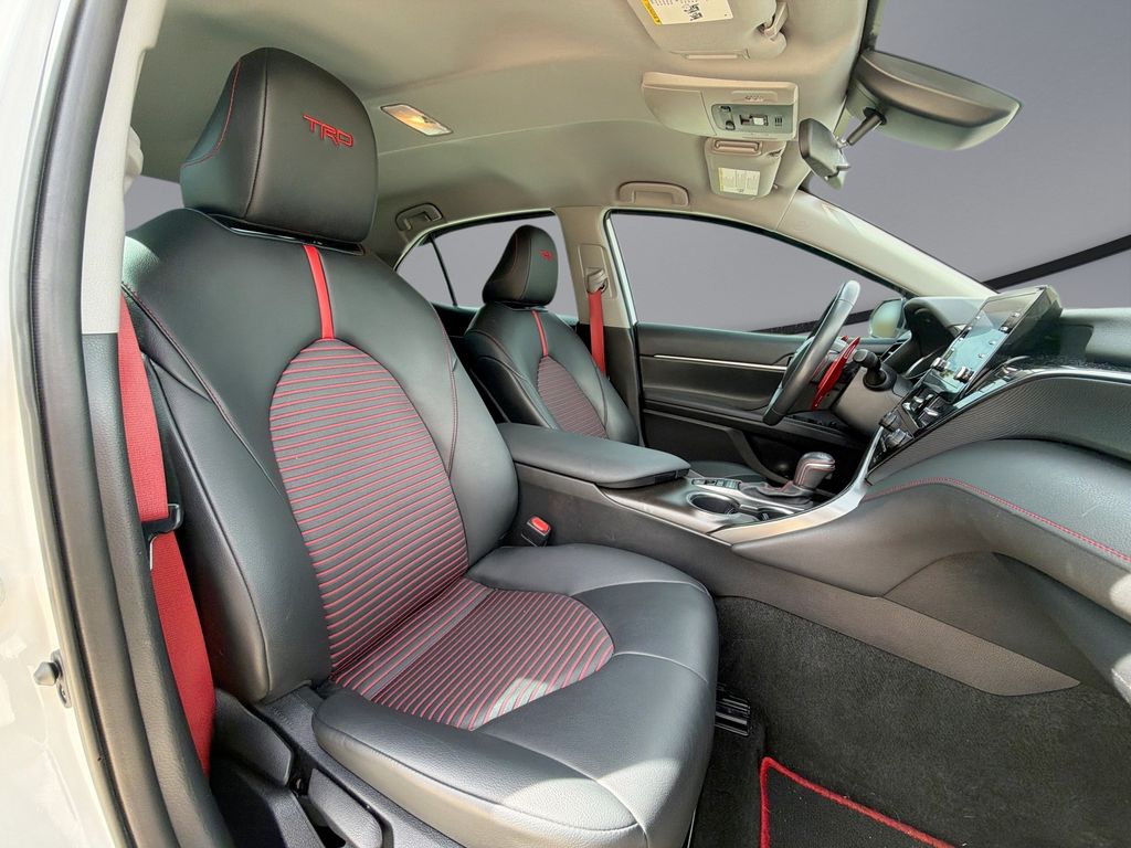 Thumbnail: 2023 Toyota Camry - 16