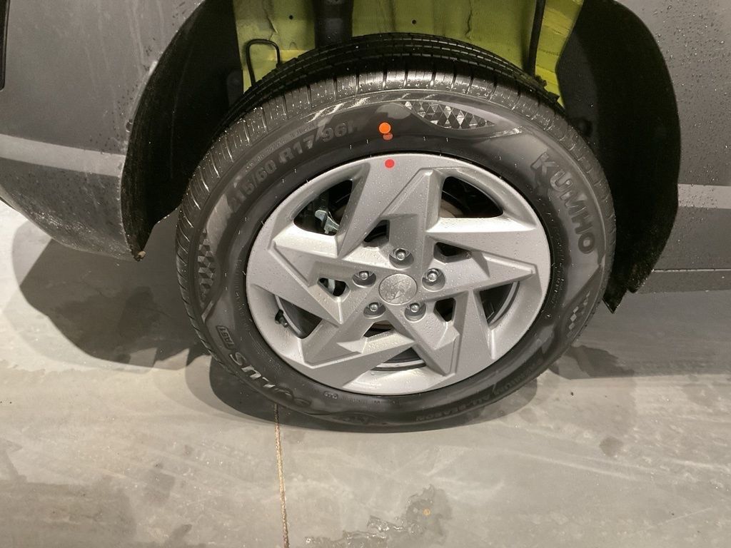 New 2026 Yellow Hyundai SEL Sport image 21