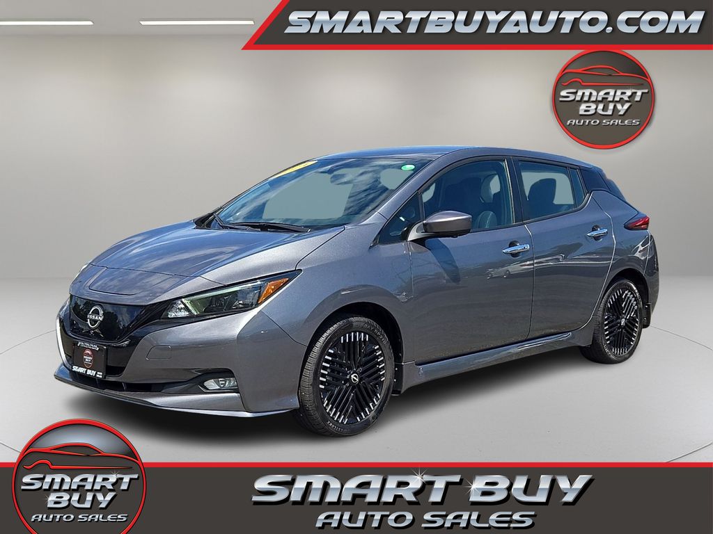 2024 Nissan LEAF