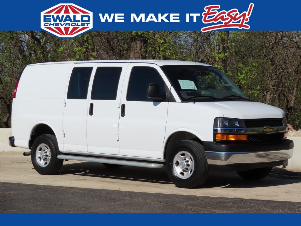 2024 Chevrolet Express 2500 Work Van 