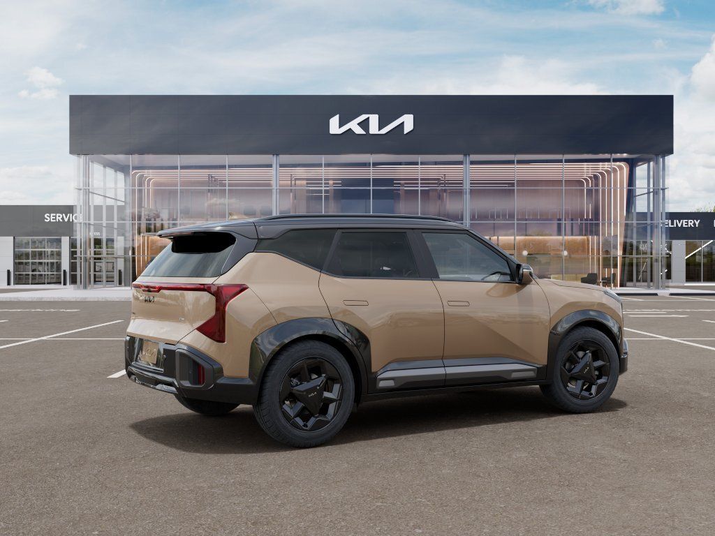 New 2027 Brown Kia X-Line S image 6