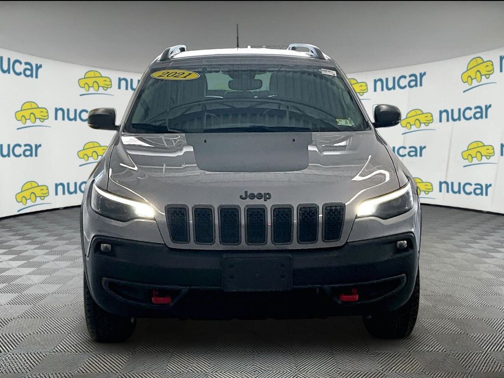 2021 Jeep Cherokee — photo 2