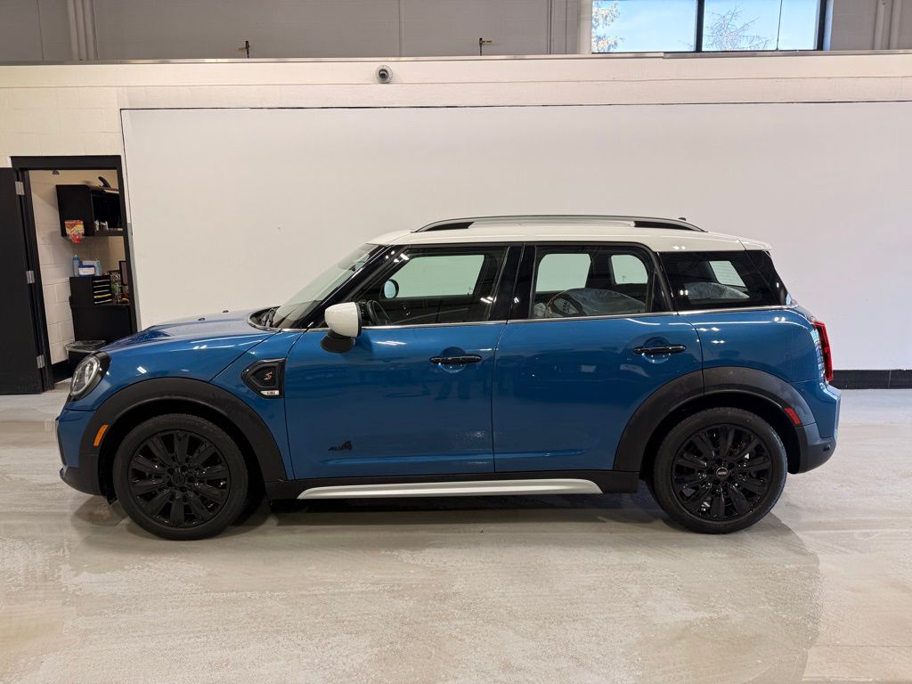 Thumbnail: 2023 MINI Cooper Countryman - 2