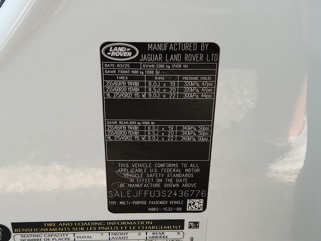 2025 Land Rover Defender 130 10