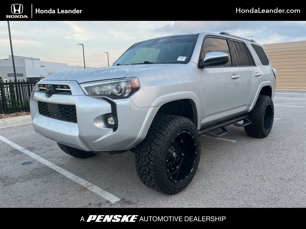 Thumbnail: 2022 Toyota 4Runner - 1