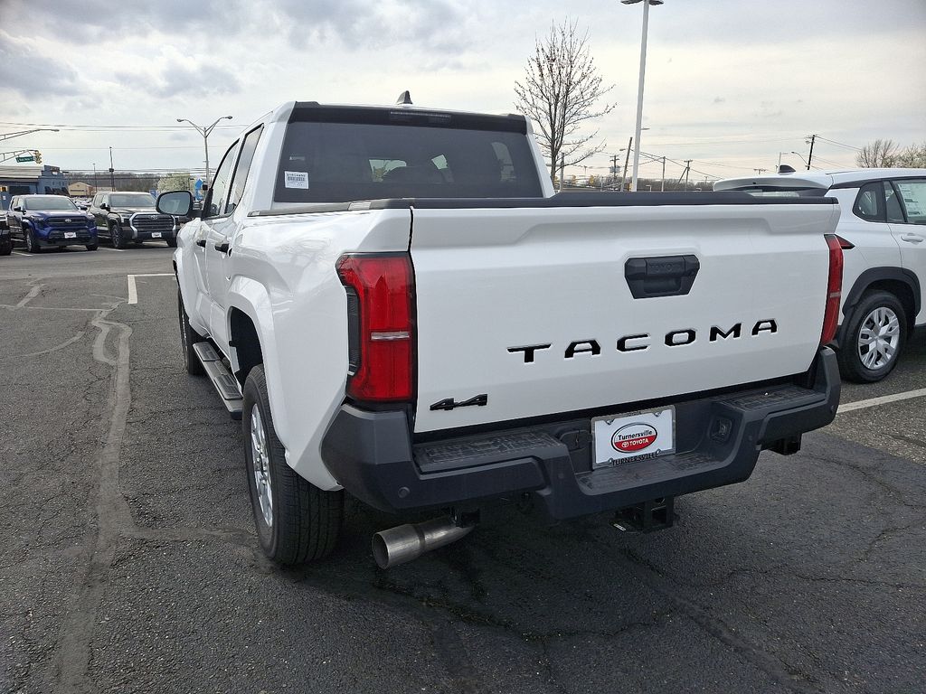 2025 Toyota Tacoma SR 3