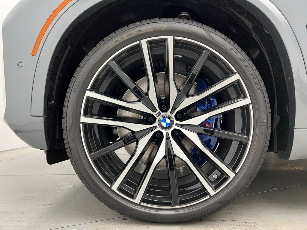 Thumbnail: 2026 BMW X5 - 23