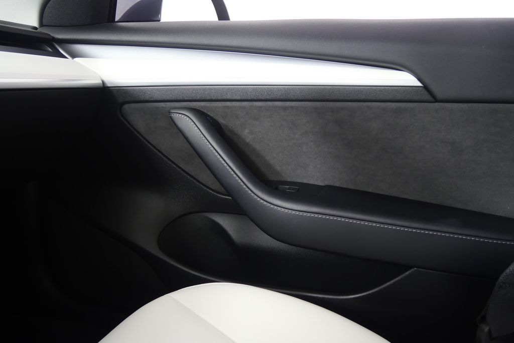 2022 Tesla Model 3 Performance 26