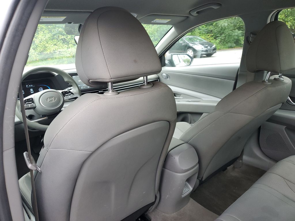 Used 2025 Hyundai Elantra Sedan