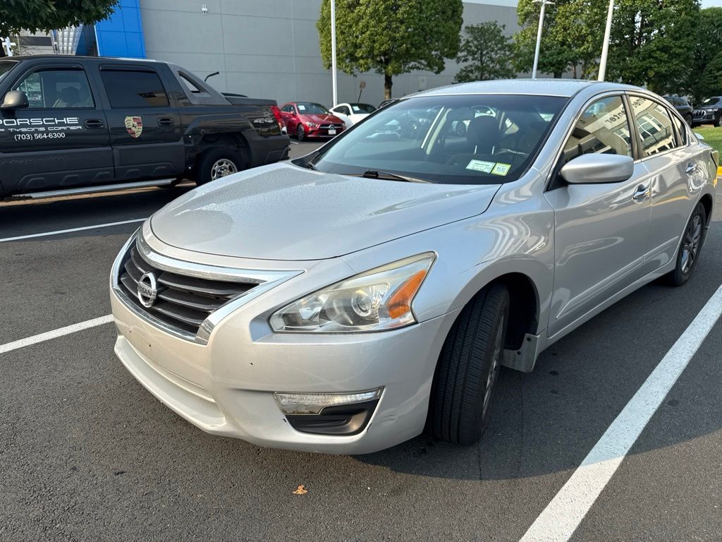 2015 Nissan Altima S -
                  Vienna, VA