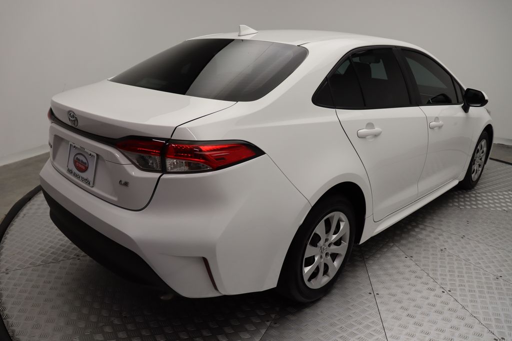 2024 Toyota Corolla LE 8