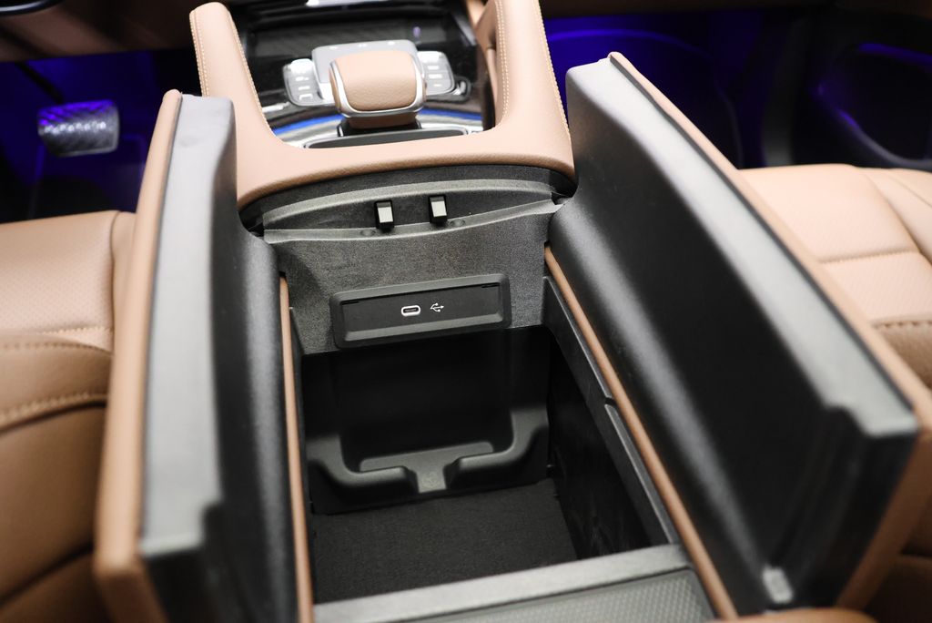 Thumbnail: 2026 Mercedes-Benz GLE - 30