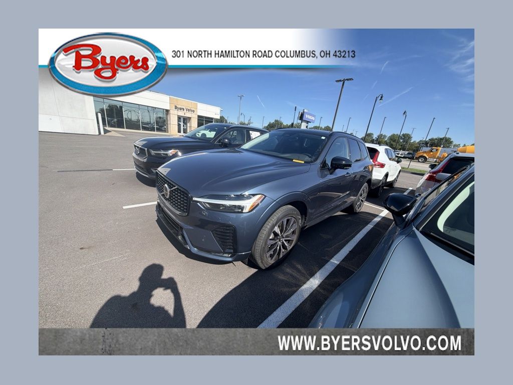 2024 Volvo XC60 B5 Core Dark Theme AWD