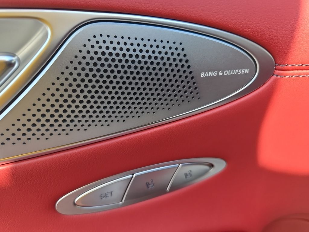 Thumbnail: 2026 Genesis GV70 - 21