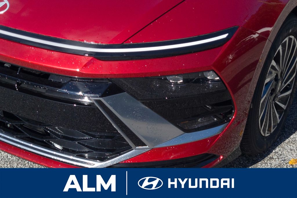 New 2025 Red Hyundai SEL image 10