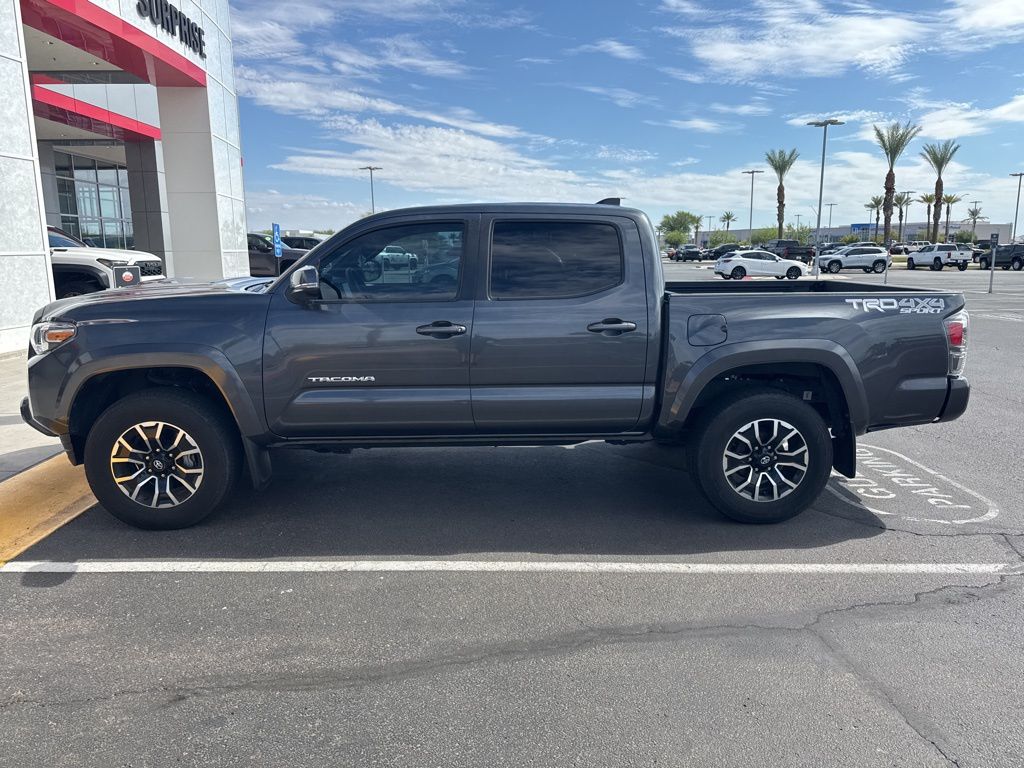 Thumbnail: 2022 Toyota Tacoma - 4