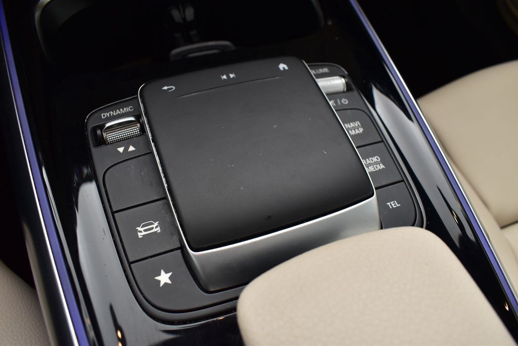 2021 Mercedes-Benz GLA 250 4MATIC 22