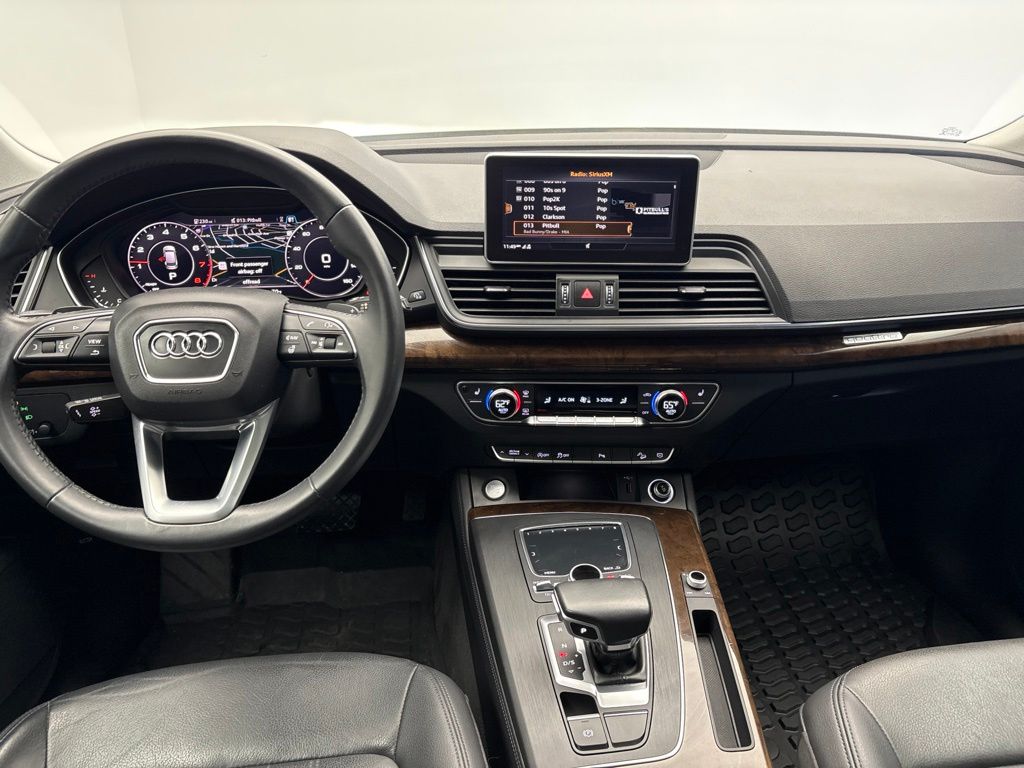 Thumbnail: 2020 Audi Q5 - 29