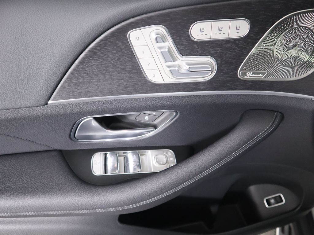 Thumbnail: 2026 Mercedes-Benz GLS - 25