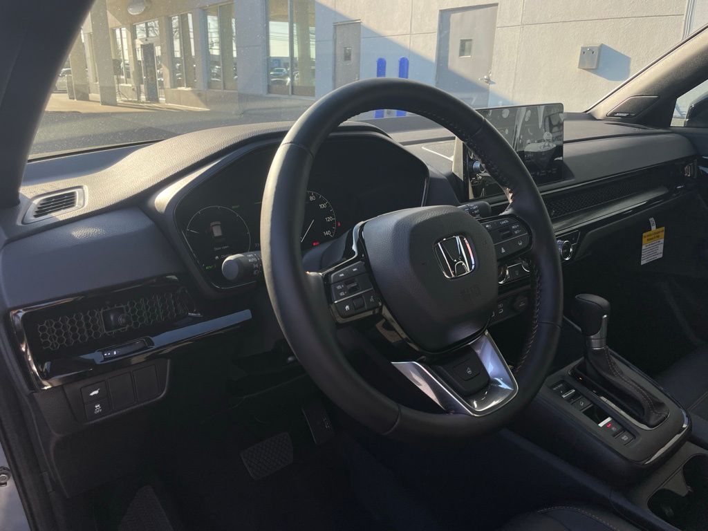 2025 Honda CR-V Sport Touring 30