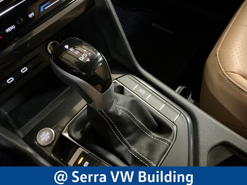 Certified Used 2024  Volkswagen 2.0T SE image 28