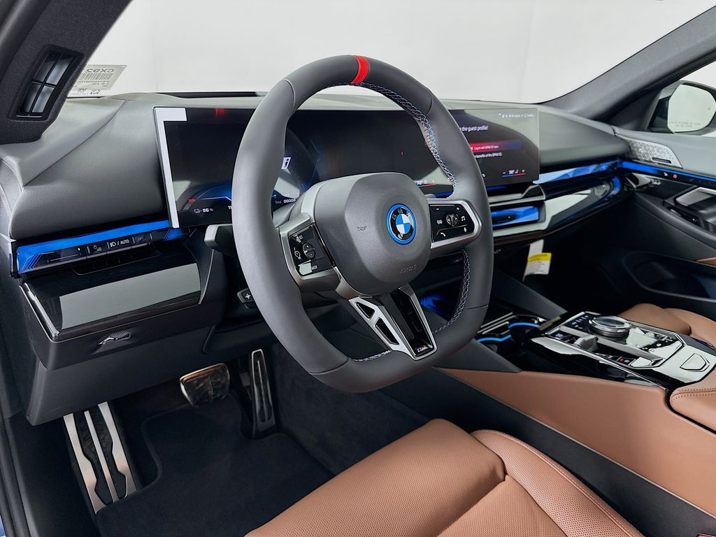 Thumbnail: 2026 BMW i5 - 9