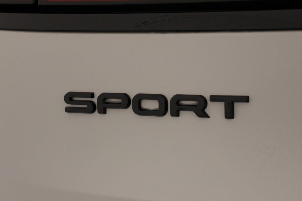 Thumbnail: 2026 Land Rover Range Rover Sport - 9