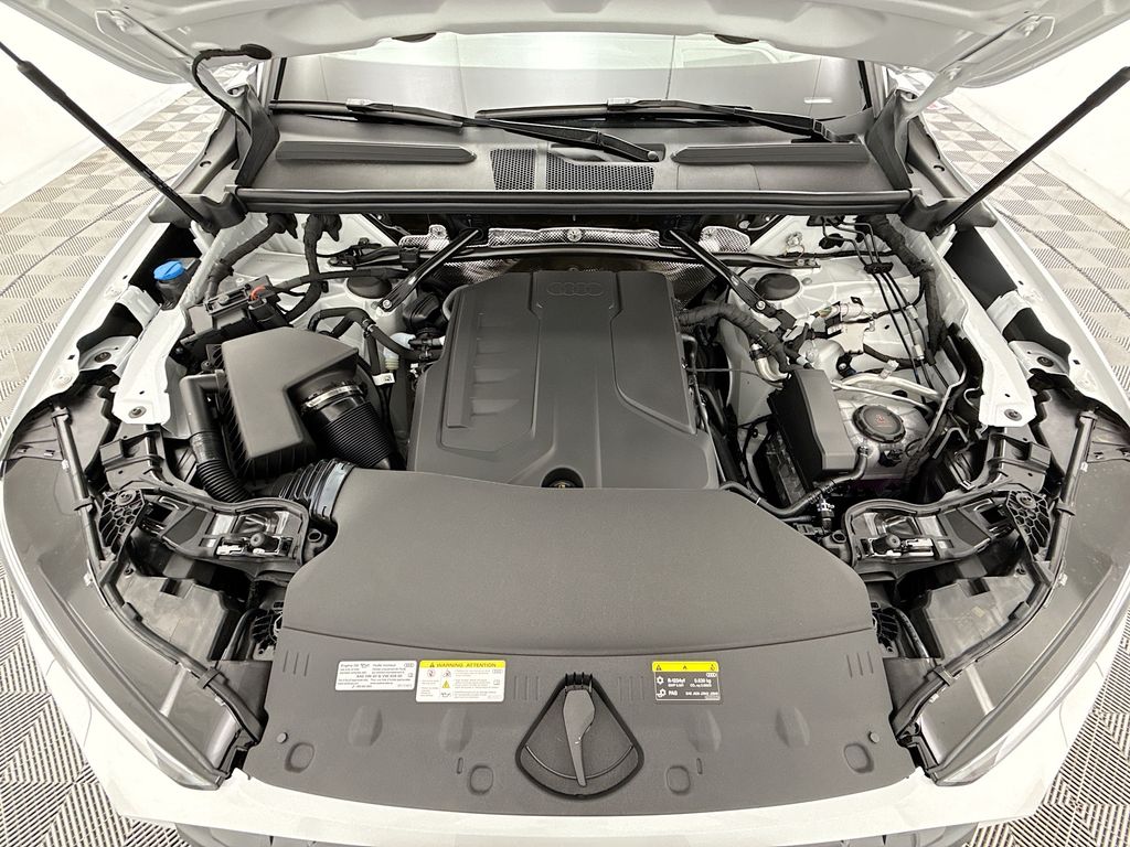 Thumbnail: 2025 Audi Q5 - 29